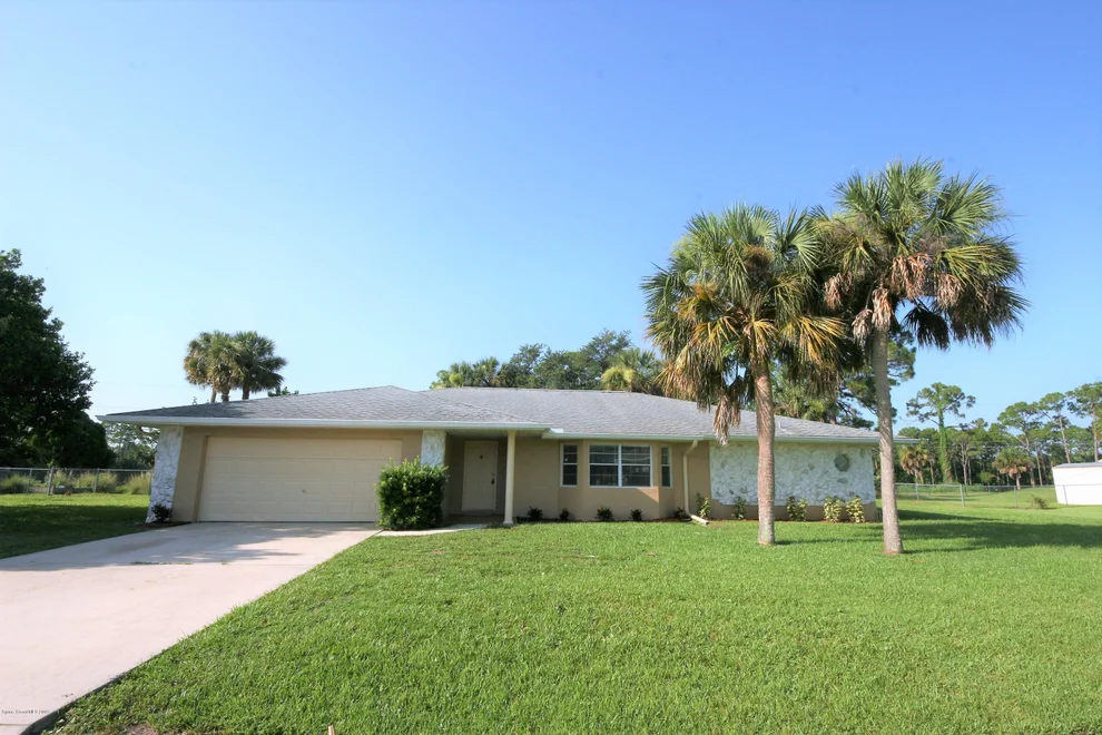 Unit for sale at 726 Hunan Street NE, Palm Bay, FL 32907