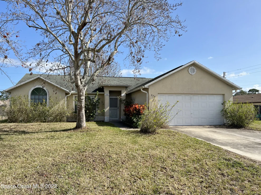 Unit for sale at 275 Hawthorne Lane NE, Palm Bay, FL 32907