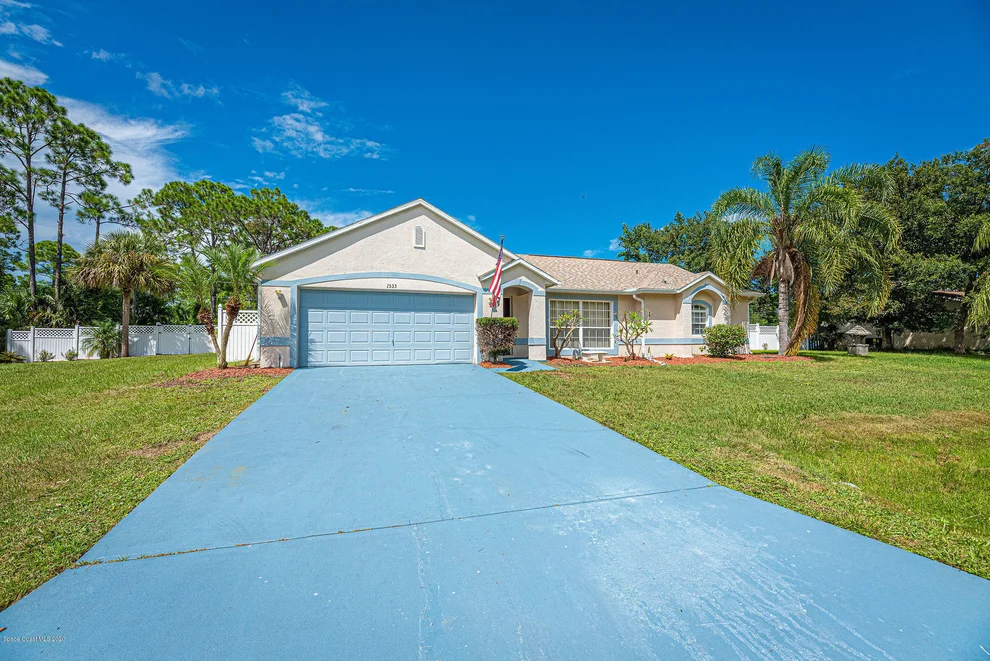 Unit for sale at 1533 Madison Road NW, Palm Bay, FL 32907