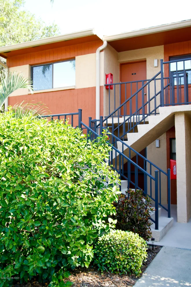 Unit for sale at 2425 Golf Lake Circle, Melbourne, FL 32935