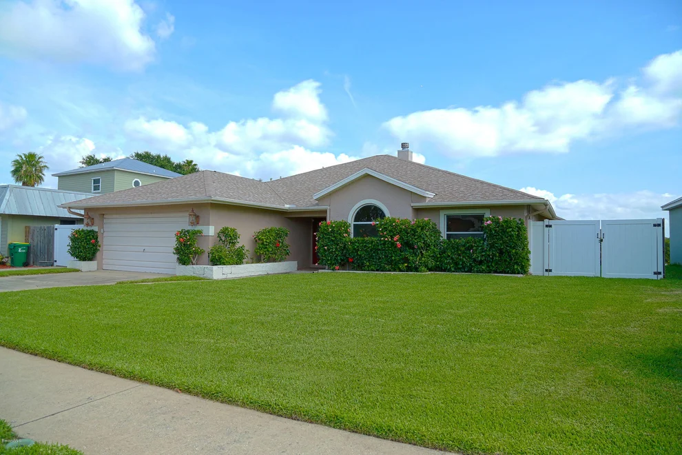 Unit for sale at 1630 Larchmont Court, Merritt Island, FL 32952
