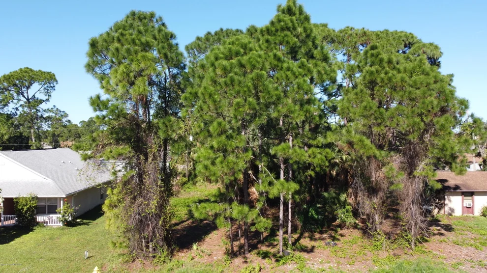Unit for sale at 799 Airoso Road SE, Palm Bay, FL 32909
