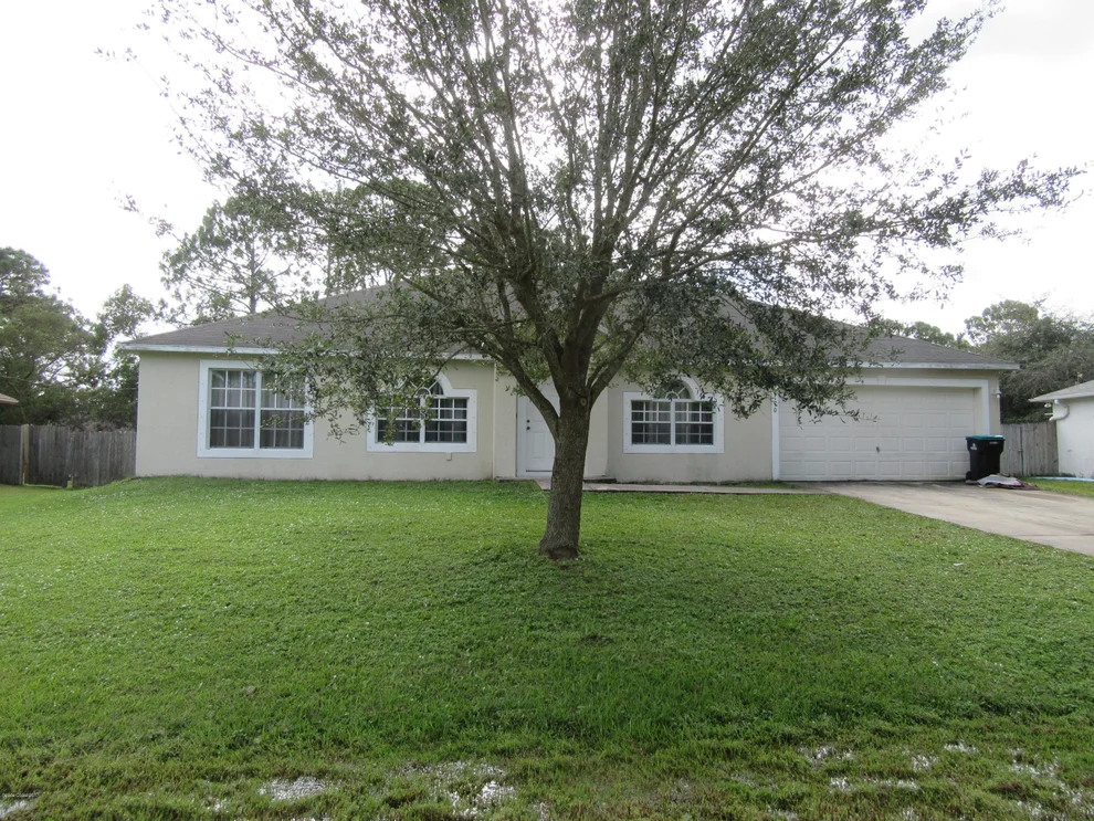 Unit for sale at 170 SE Mayfair Street SE, Palm Bay, FL 32909