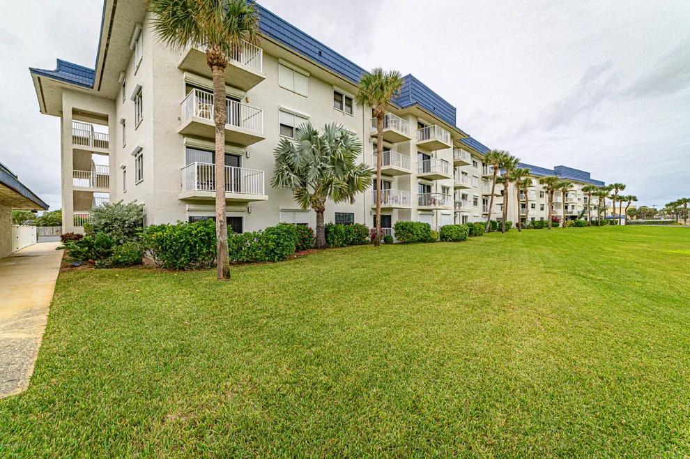 Unit for sale at 2150 N Highway A1a, Indialantic, FL 32903
