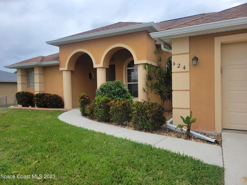 Unit for sale at 424 Ellington Avenue SE, Palm Bay, FL 32909
