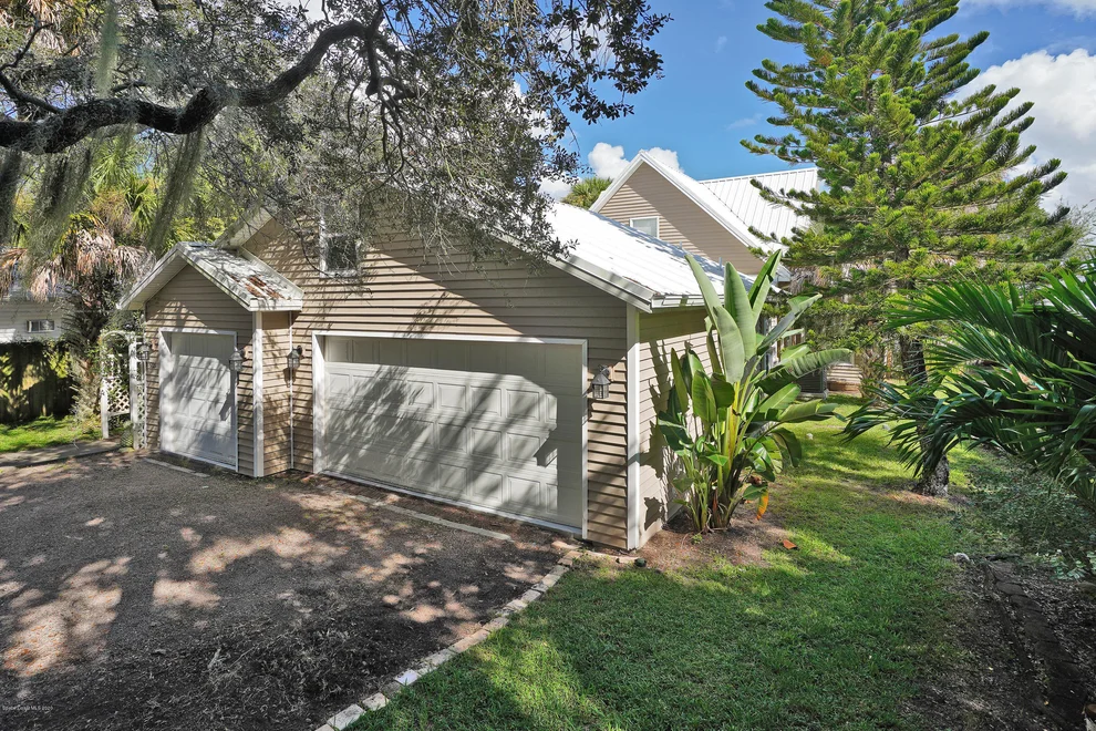 Unit for sale at 605 Indian River Avenue, Titusville, FL 32796