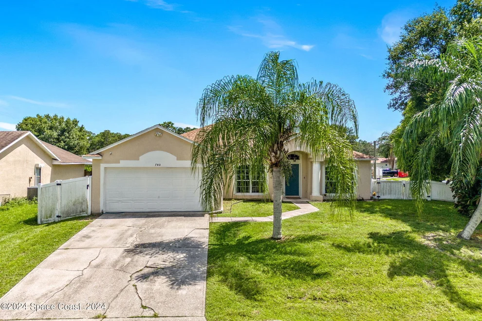 Unit for sale at 740 Boc Circle NW, Palm Bay, FL 32907