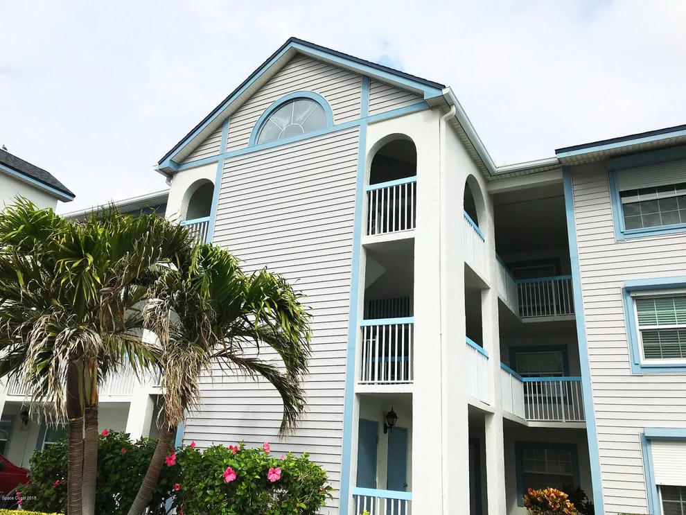 Unit for sale at 560 S Brevard Avenue, Cocoa Beach, FL 32931