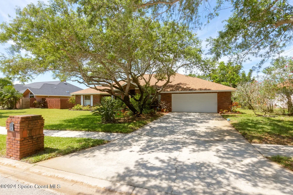 Unit for sale at 410 Oriole Lane, Indialantic, FL 32903
