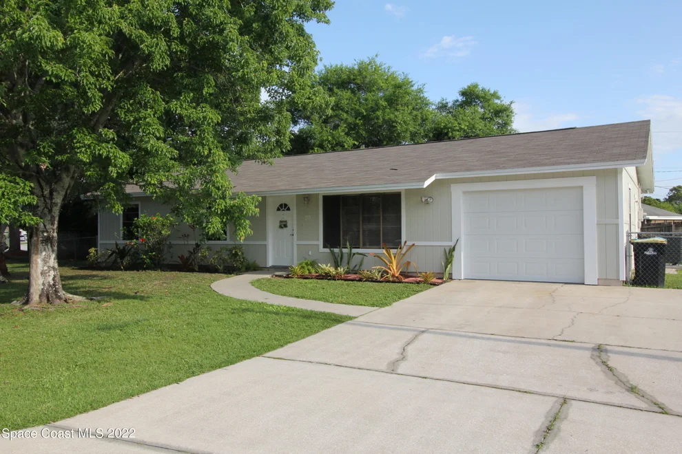 Unit for sale at 277 Benchor Road NW, Palm Bay, FL 32907