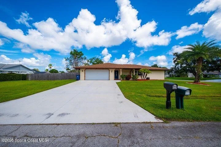 Unit for sale at 391 Huntsville Street NE, Palm Bay, FL 32907