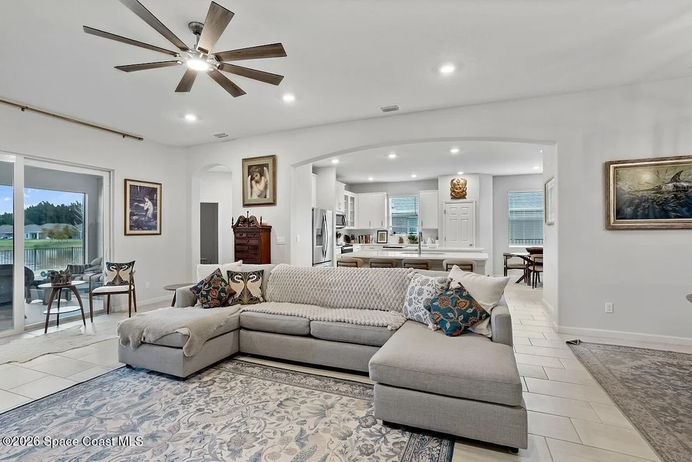 Unit for sale at 194 52nd Square, Vero Beach, FL 32968