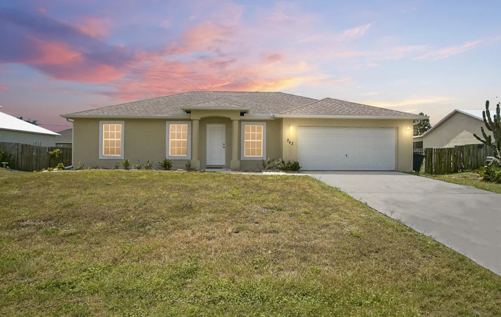 Unit for sale at 842 SW Haas Avenue, Port St. Lucie, FL 34953
