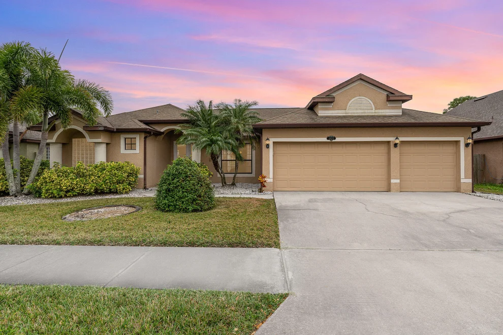 Unit for sale at 1403 Bent Palm Drive, Merritt Island, FL 32952