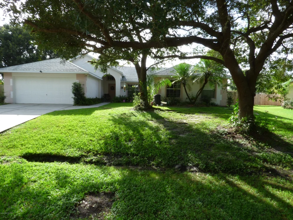 Unit for sale at 466 Coolidge Road NE, Palm Bay, FL 32907