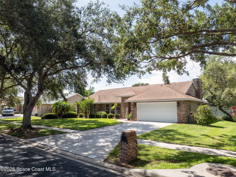 Unit for sale at 207 Waterbury Lane, Indian Harbour Beach, FL 32937