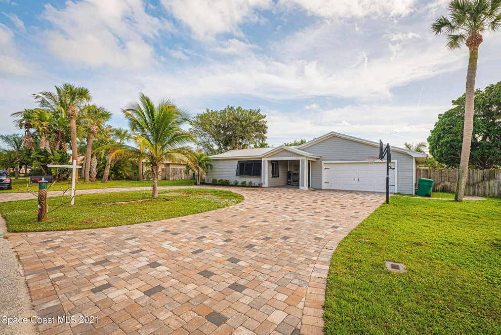 Unit for sale at 211 Melbourne Avenue, Indialantic, FL 32903