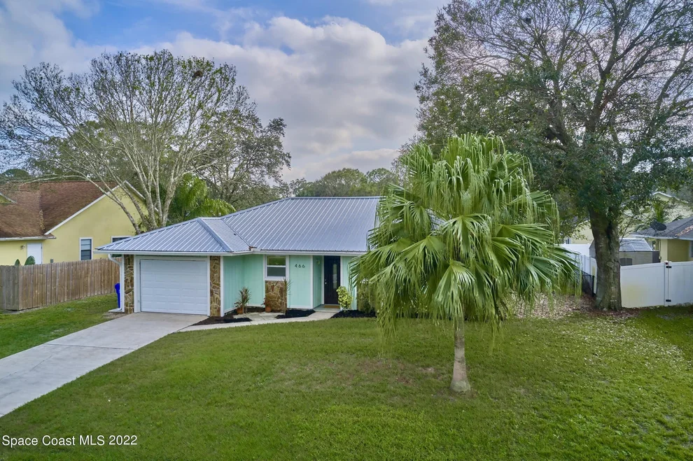Unit for sale at 466 Lanfair Avenue, Sebastian, FL 32958