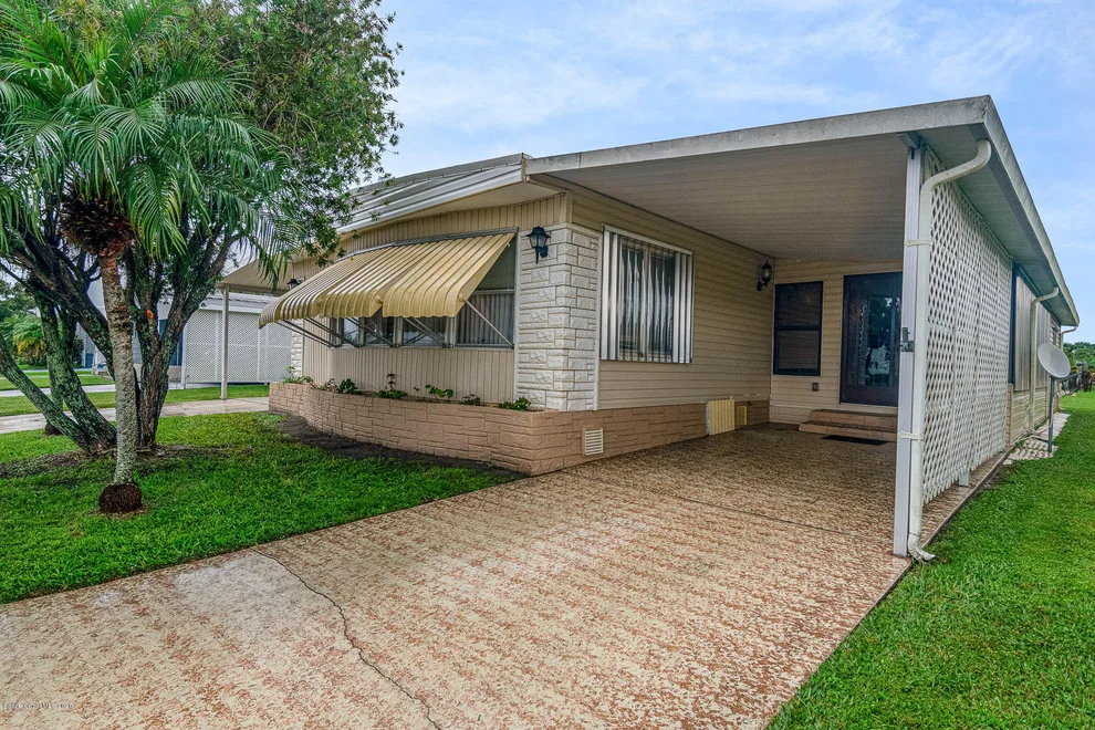Unit for sale at 522 Kimberly Circle, West Melbourne, FL 32904