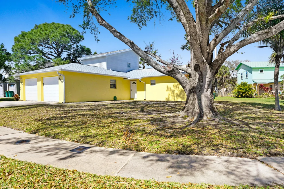 Unit for sale at 1556 Croftwood Drive, Melbourne, FL 32935