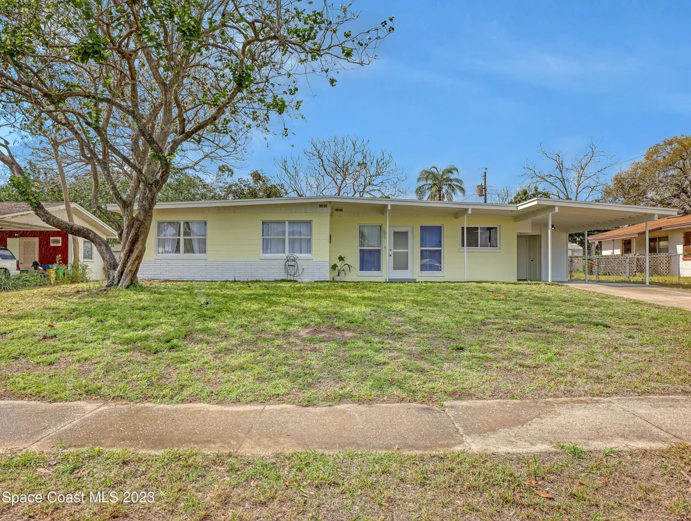 Unit for sale at 4460 Rosehill Avenue, Titusville, FL 32780