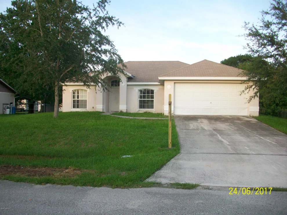 Unit for sale at 587 Winer Avenue SW, Palm Bay, FL 32908