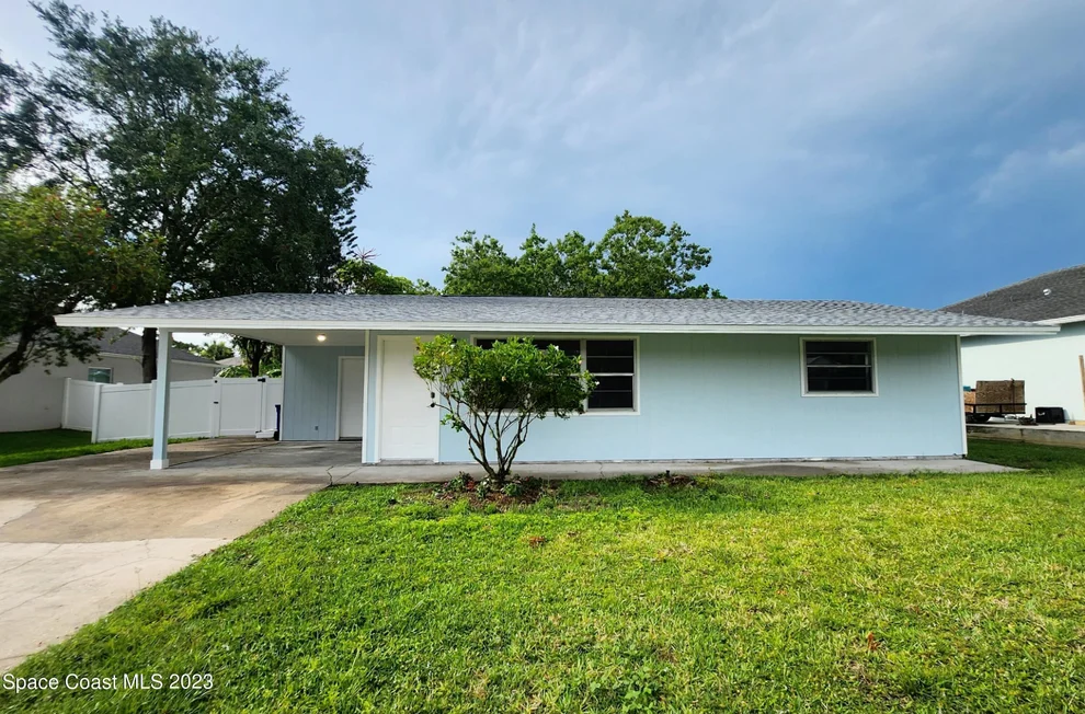 Unit for sale at 925 Gulfstream Avenue, Sebastian, FL 32958