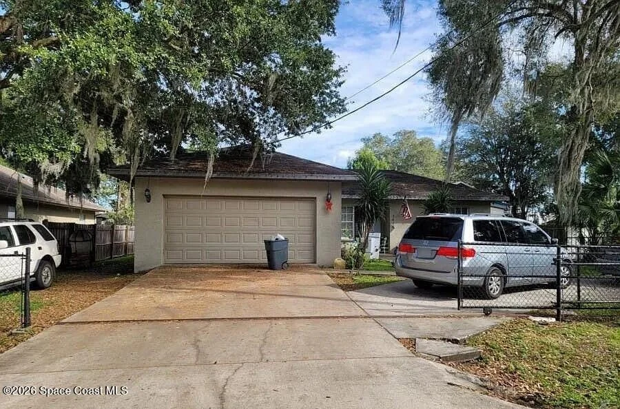 Unit for sale at 2606 N Adams Street, Plant City, FL 33563
