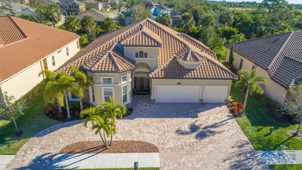 Unit for sale at 1202 Tralee Bay Avenue, Melbourne, FL 32940