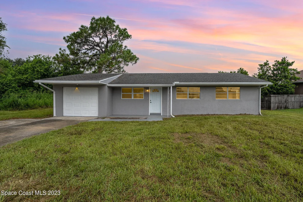 Unit for sale at 462 Brookdale Avenue NE, Palm Bay, FL 32907
