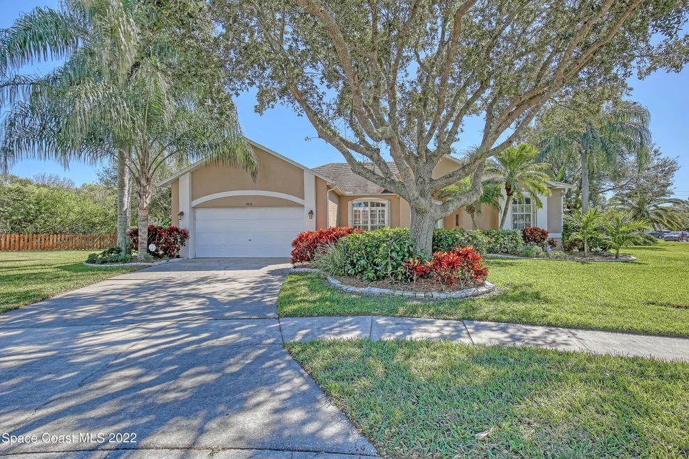 Unit for sale at 2111 Weatherly Avenue, Melbourne, FL 32904