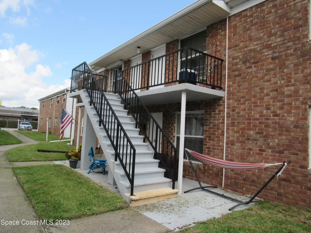 Unit for sale at 190 E Olmstead Drive, Titusville, FL 32780