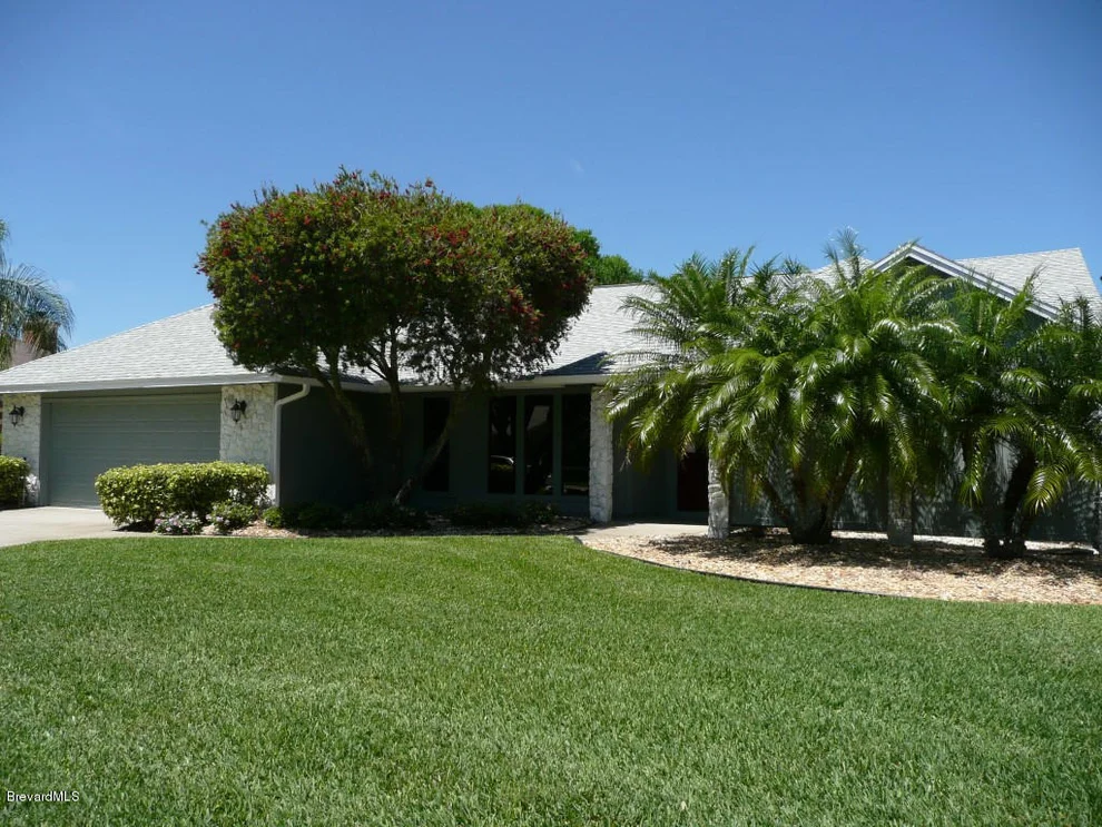 Unit for sale at 1365 Silver Lake Drive, Melbourne, FL 32940