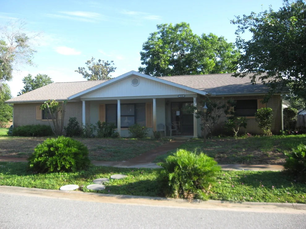 Unit for sale at 2580 White Oak Lane, Titusville, FL 32780