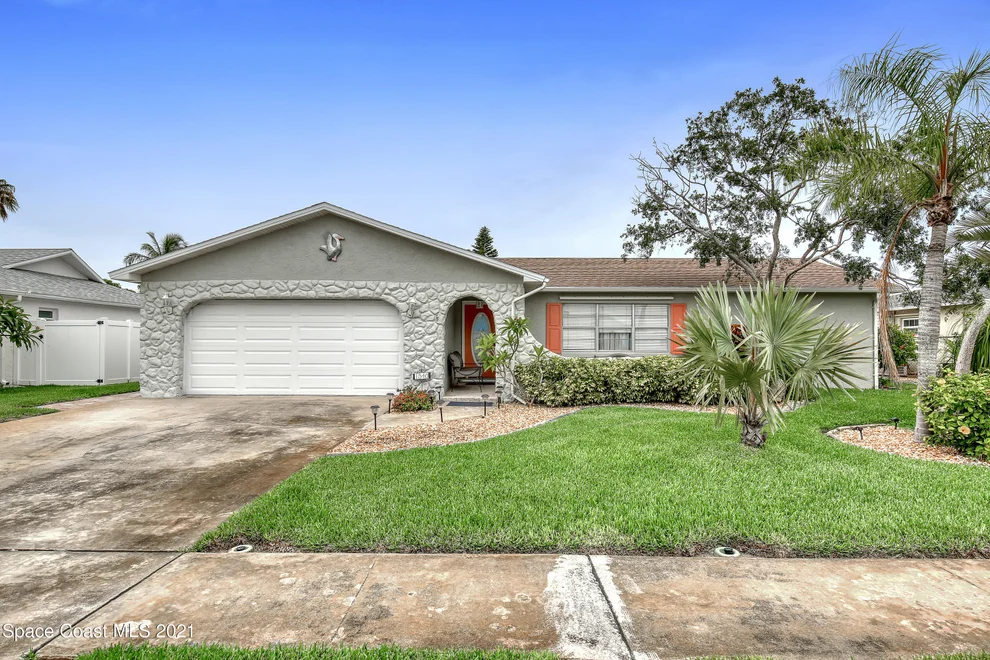 Unit for sale at 1540 W Riviera Drive, Merritt Island, FL 32952