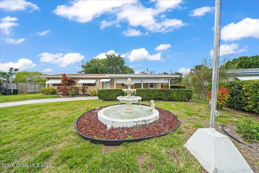 Unit for sale at 926 Glenmore Circle, Melbourne, FL 32901