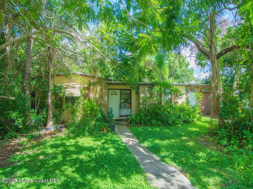 Unit for sale at 490 Sandia Avenue, Port St. Lucie, FL 34983