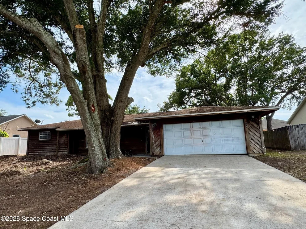 Unit for sale at 876 Remsen Avenue NW, Palm Bay, FL 32907