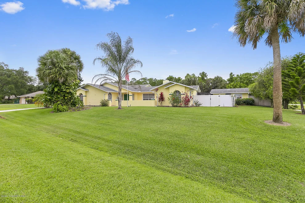 Unit for sale at 502 Hyder Street NE, Palm Bay, FL 32907