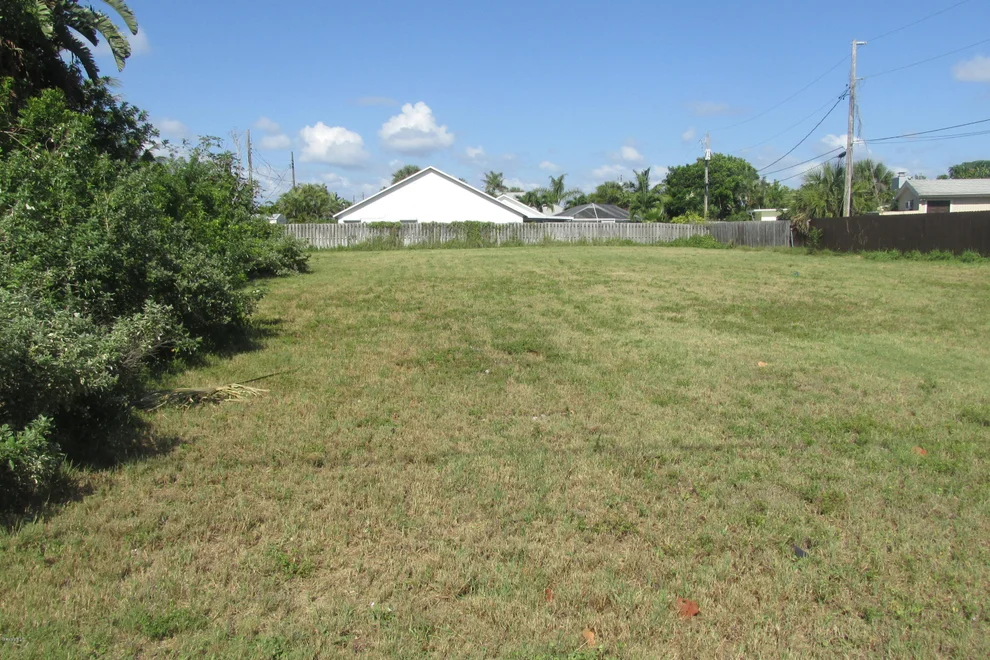 Unit for sale at 1960 N Highway A1a Highway, Indialantic, FL 32903