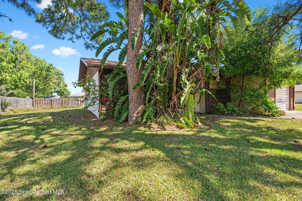 Unit for sale at 711 Kempten Street NW, Palm Bay, FL 32907