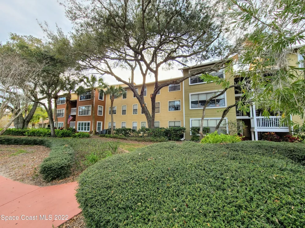 Unit for sale at 225 S Tropical, Merritt Island, FL 32952