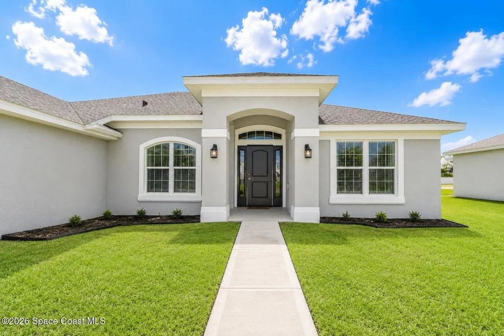 Unit for sale at 675 Kempten Street NW, Palm Bay, FL 32907