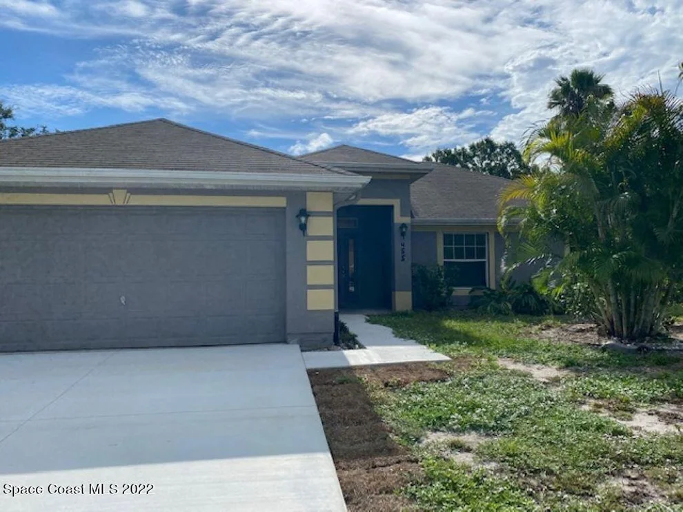 Unit for sale at 455 Toledo Street, Sebastian, FL 32958