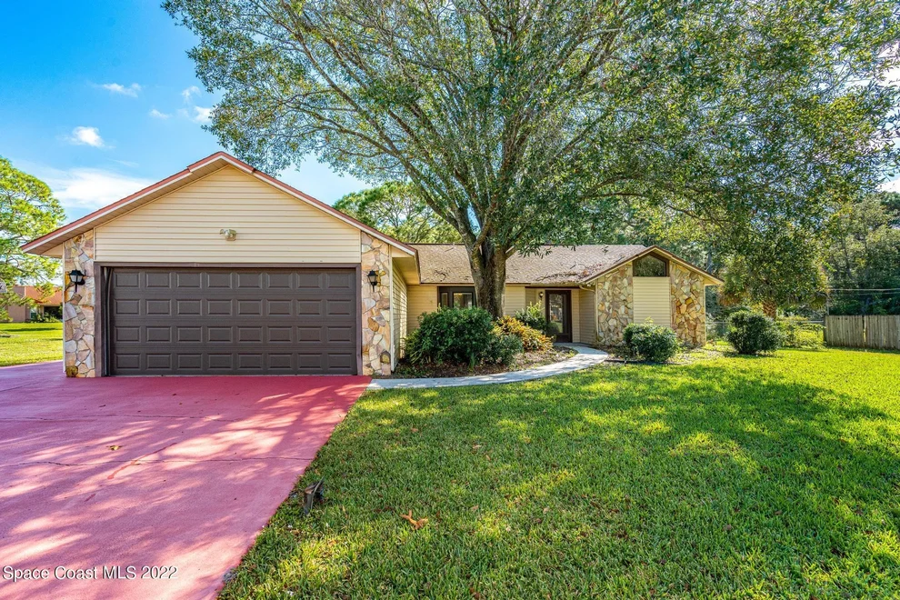 Unit for sale at 1073 Glendale Avenue NW, Palm Bay, FL 32907