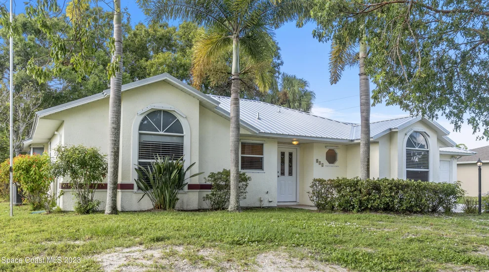 Unit for sale at 441 Avocado Avenue, Sebastian, FL 32958