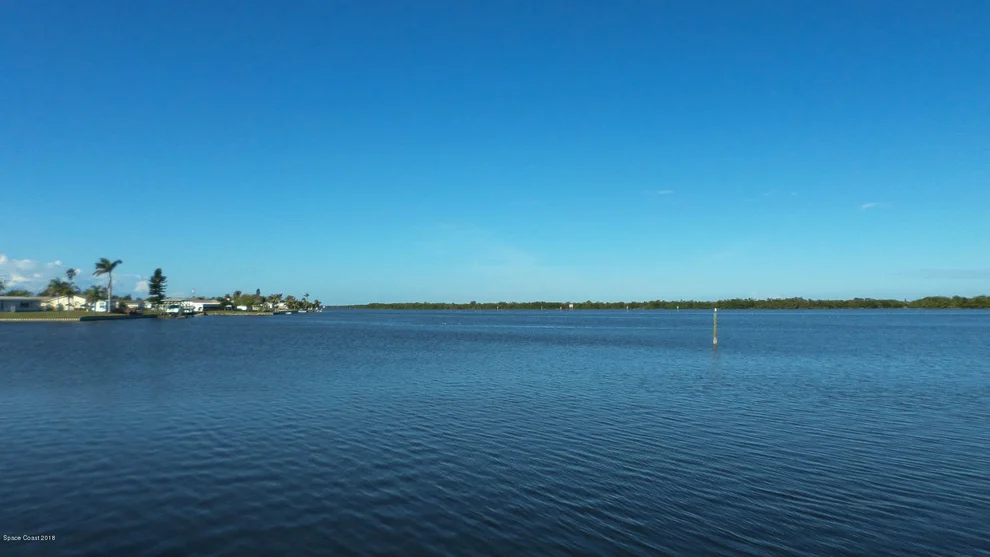 Unit for sale at 565 Margaret Street, Merritt Island, FL 32953