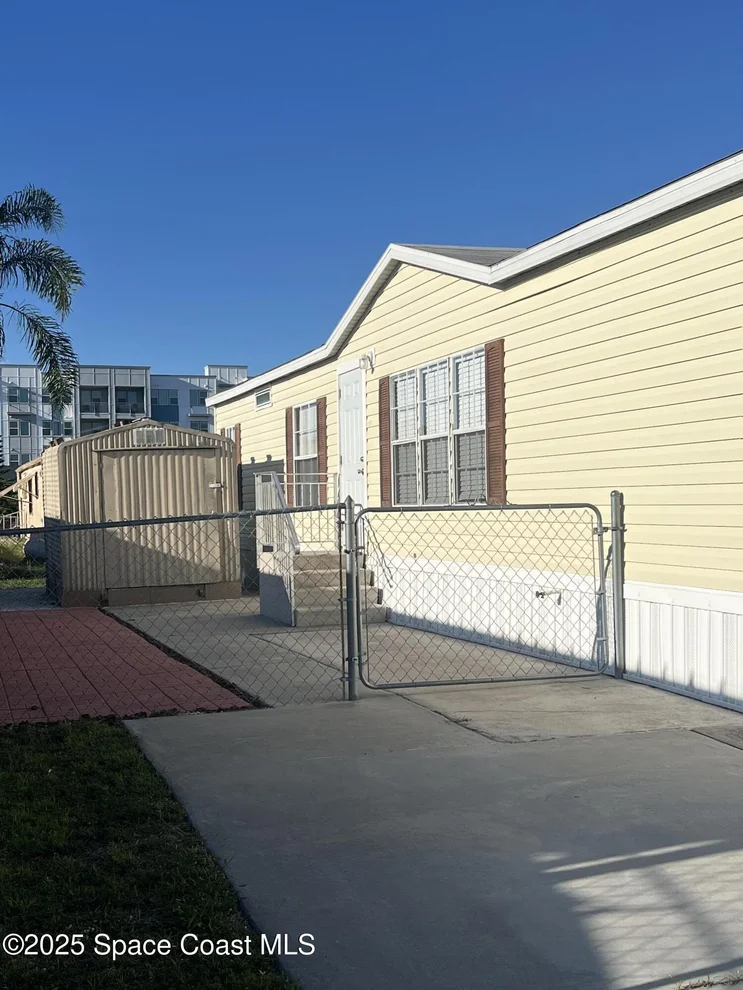 Unit for sale at 2543 Chatham Way NE, Palm Bay, FL 32905