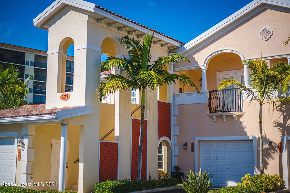 Unit for sale at 129 Lancha Circle, Indian Harbour Beach, FL 32937