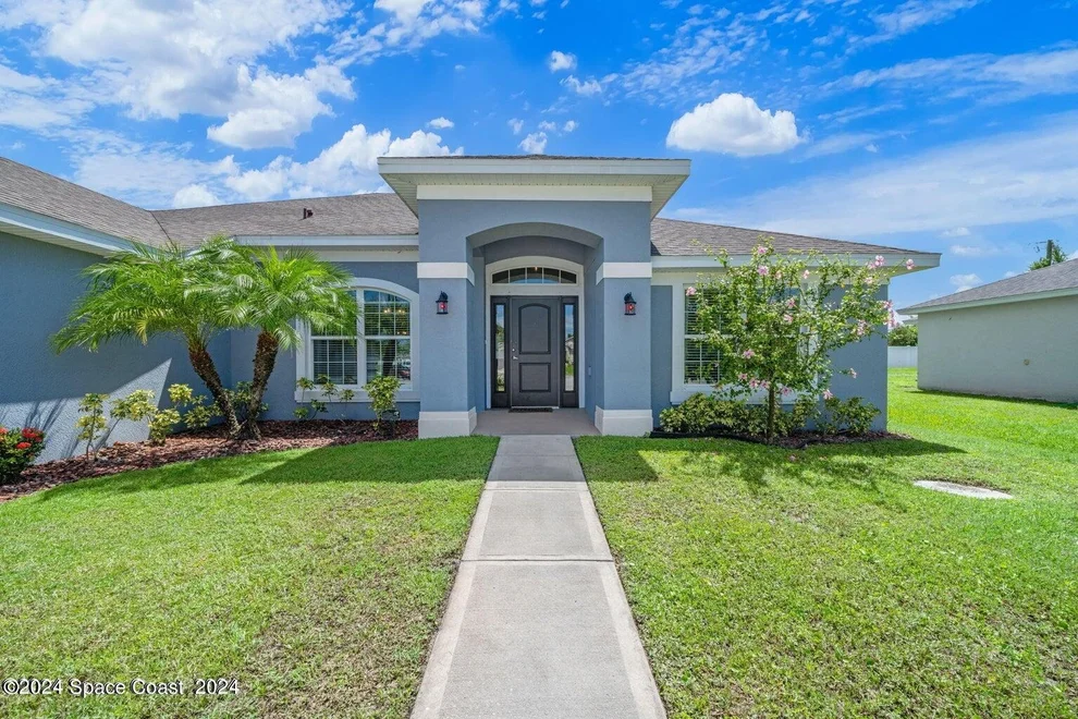 Unit for sale at 927 Geary SW, Palm Bay, FL 32908